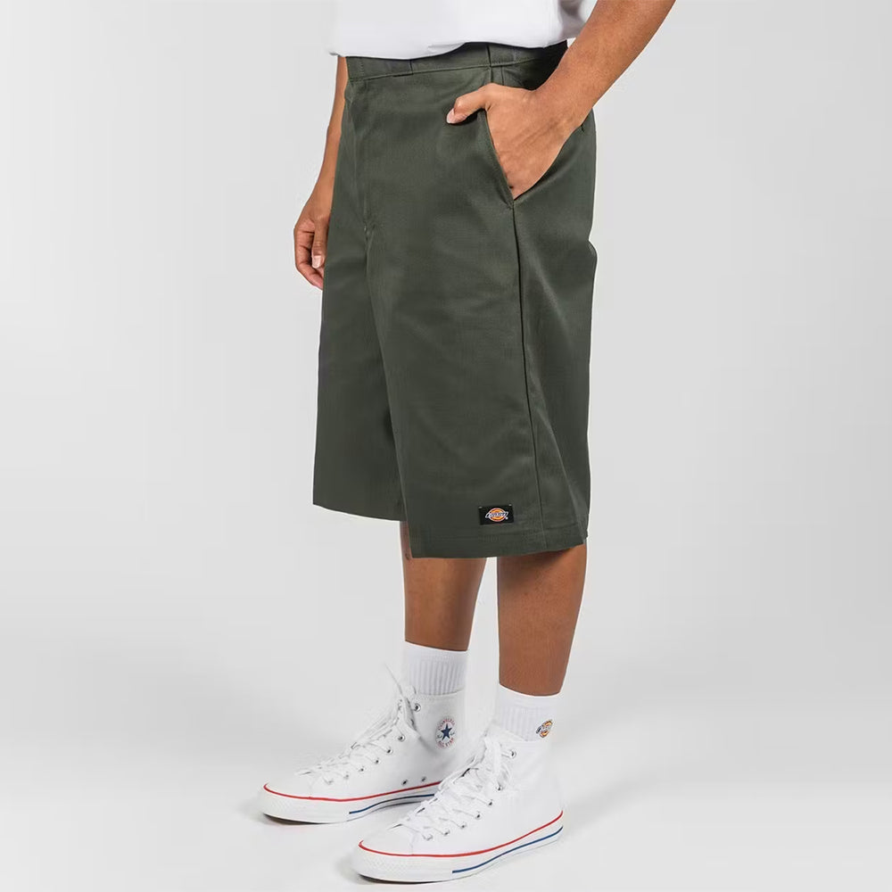 42283 OLIVE GREEN MULTI POCKET SHORTPANTS