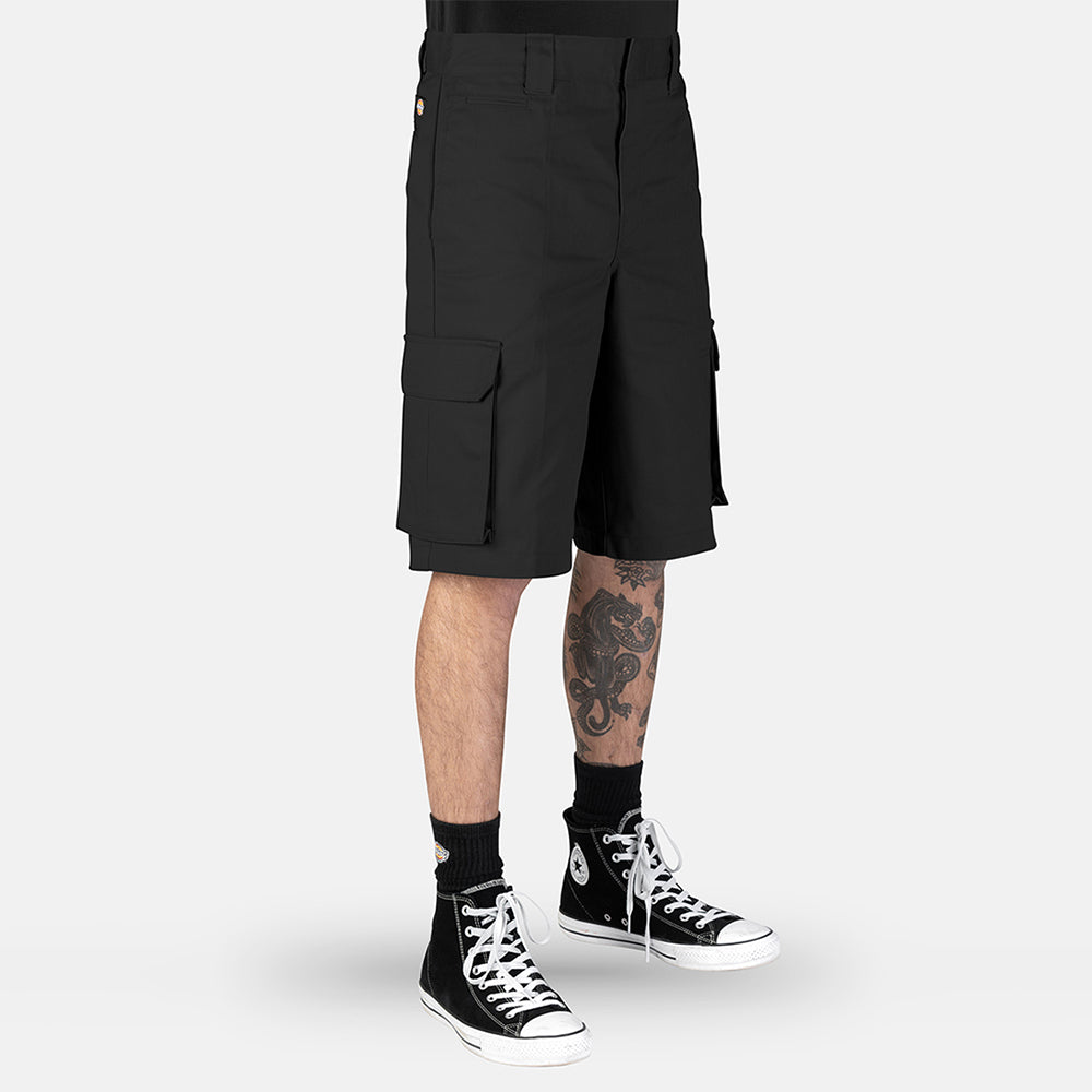 131 BLACK SLIM STRAIGHT CARGO SHORTPANTS