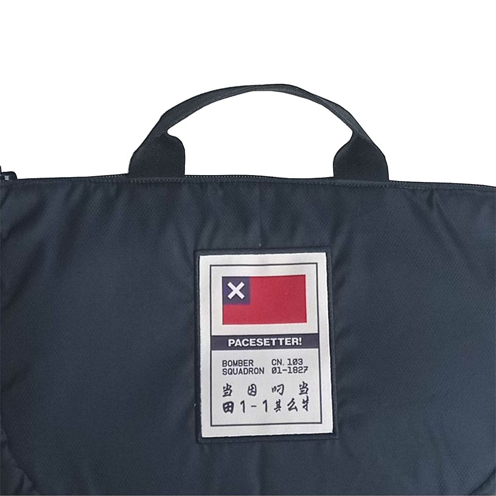P-103 SB BOMBEE PAC BLACK SLING BAG