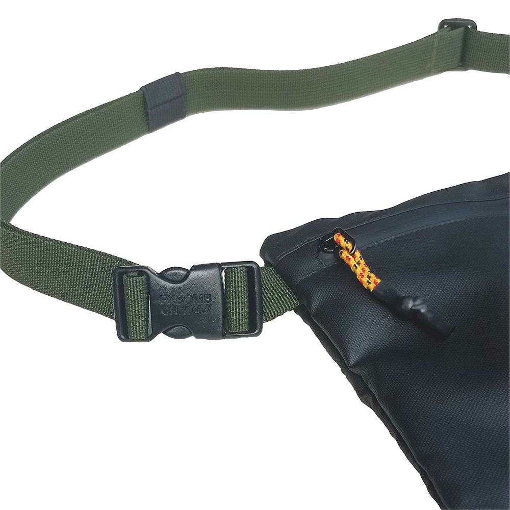 P-105 WB BOMBCAT PAC BLACK WAIST BAG