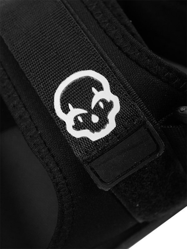 SANDAL HITAM TORONTO