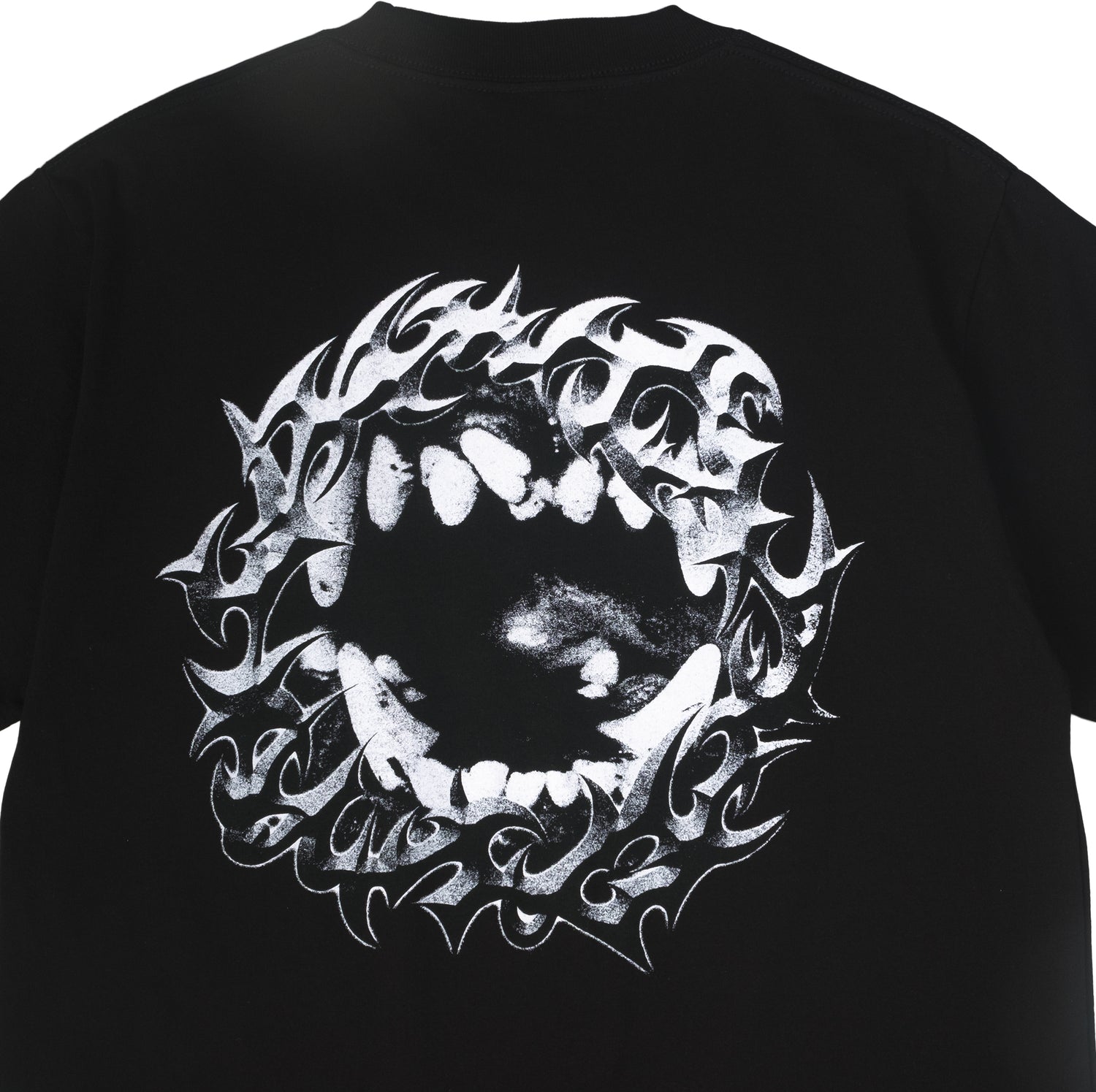 TEETHING BLACK