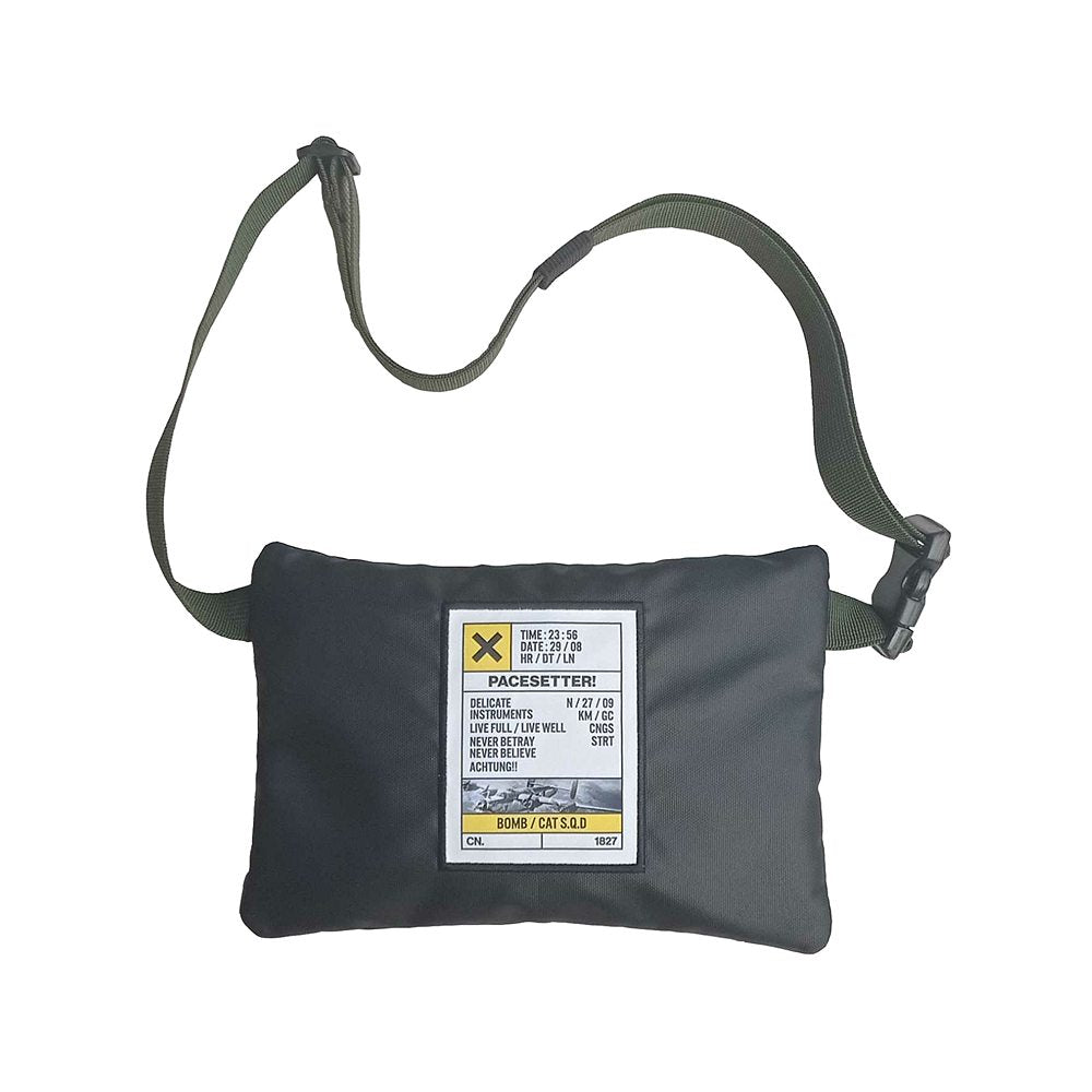 P-105 WB BOMBCAT PAC BLACK WAIST BAG