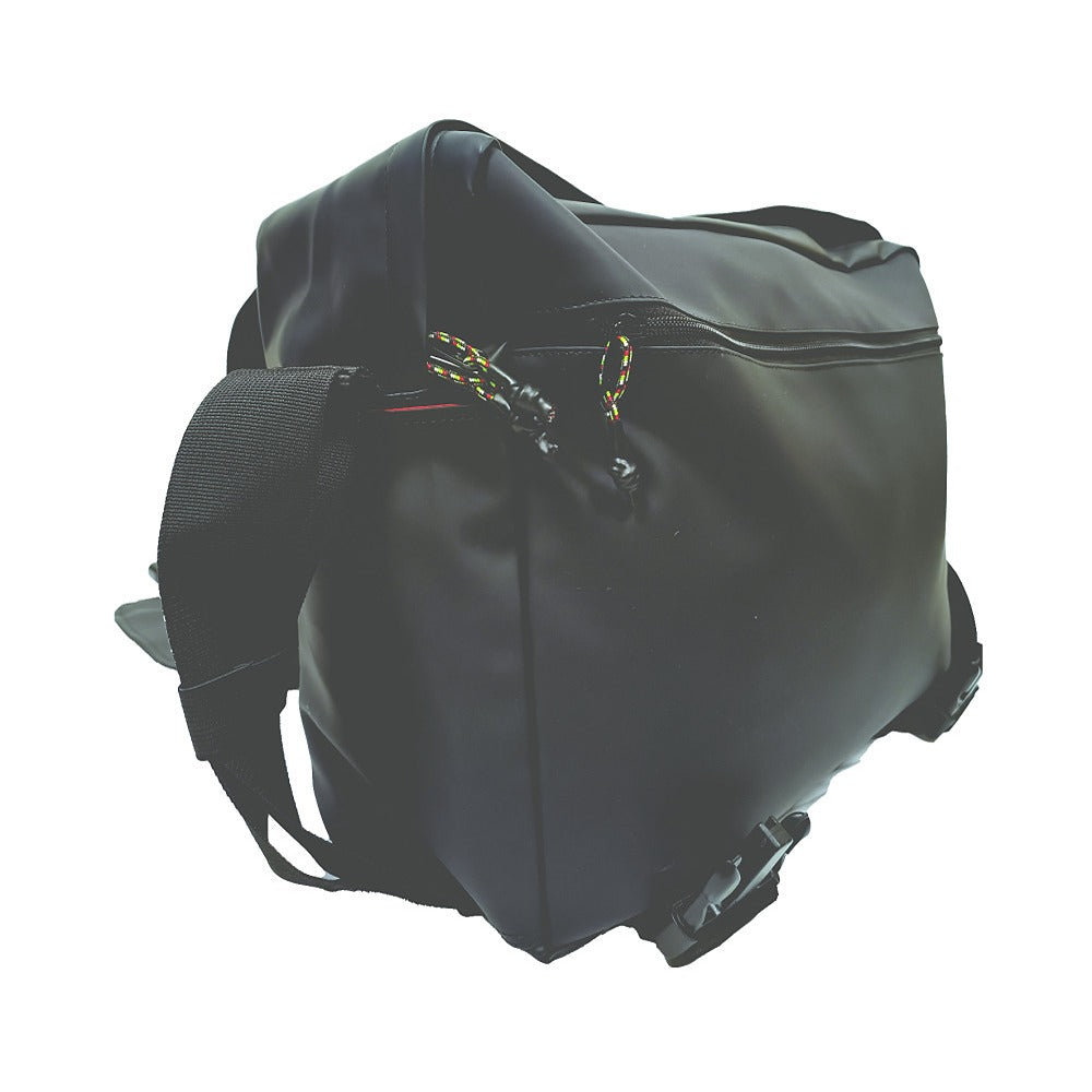 P-108 MB STAY PAC SLINGBAG