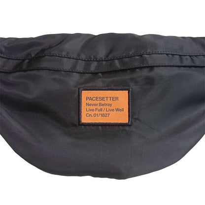 P-90 WB COMA PAC BLACK WAIST BAG